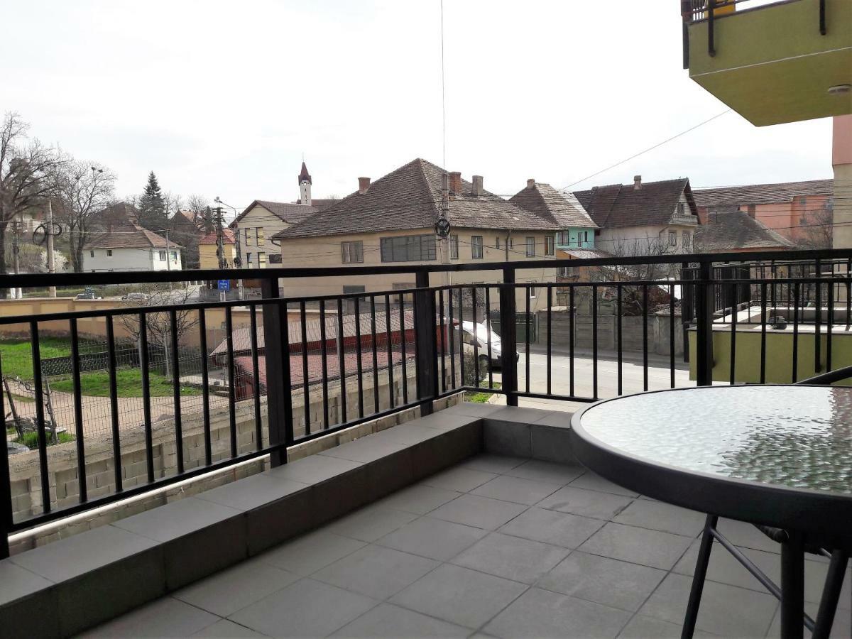 Perfect Stay -Free Underground Parking Place, Free Late Check-Out Hermannstadt Exterior foto